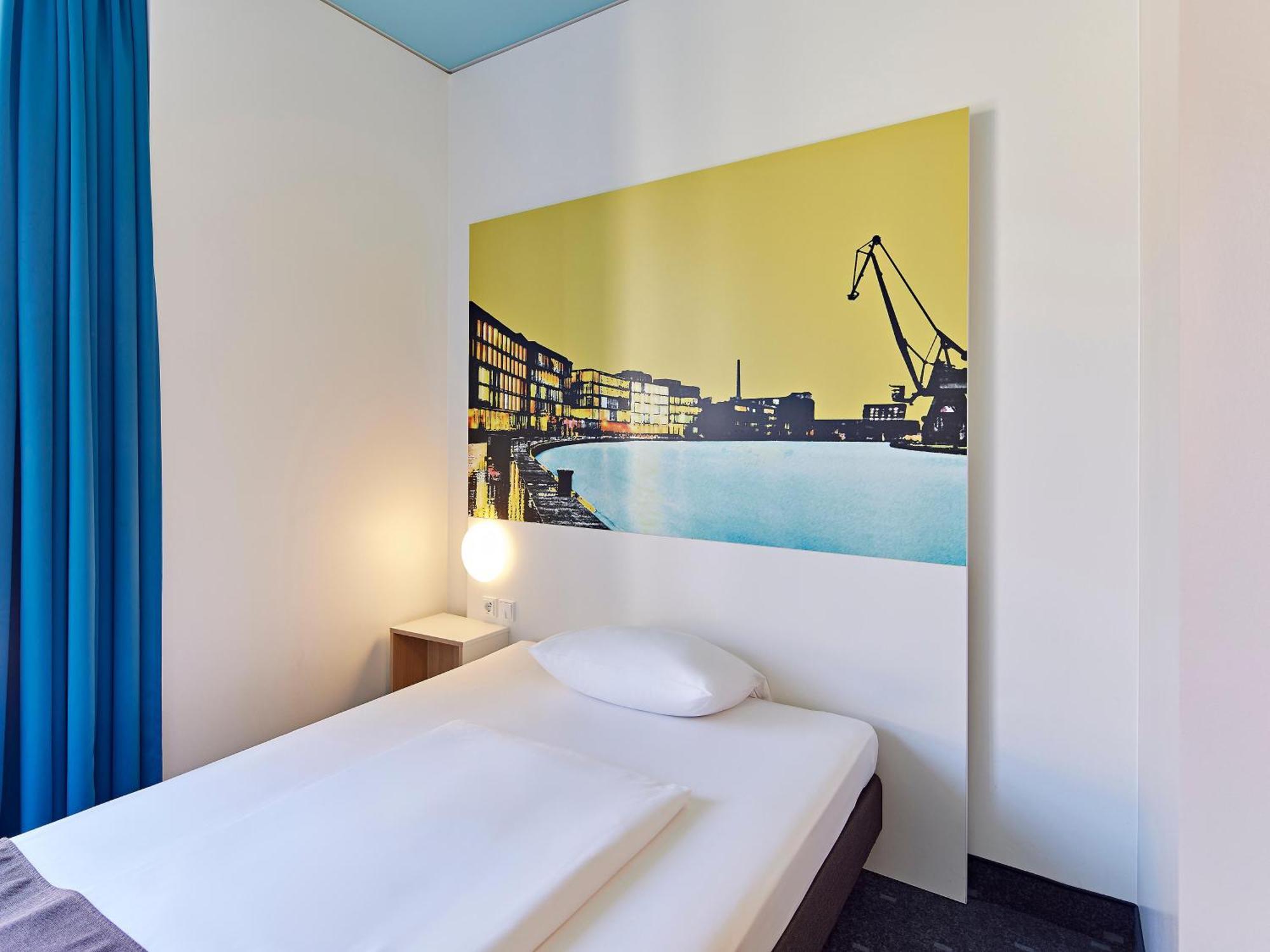 B&B Hotel Muenster Hafen Exterior photo