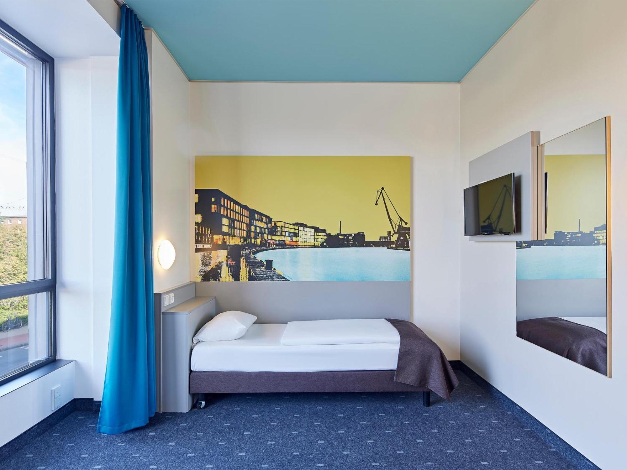 B&B Hotel Muenster Hafen Exterior photo