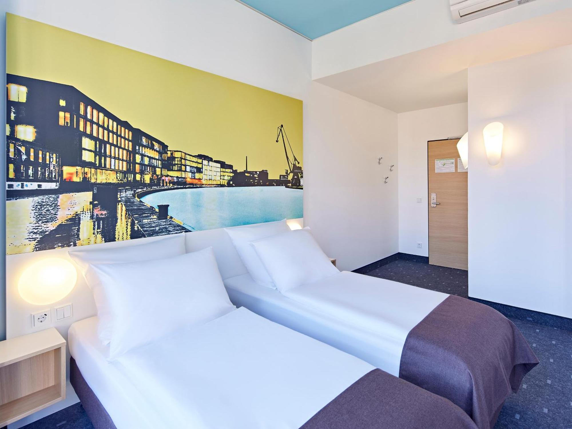 B&B Hotel Muenster Hafen Exterior photo